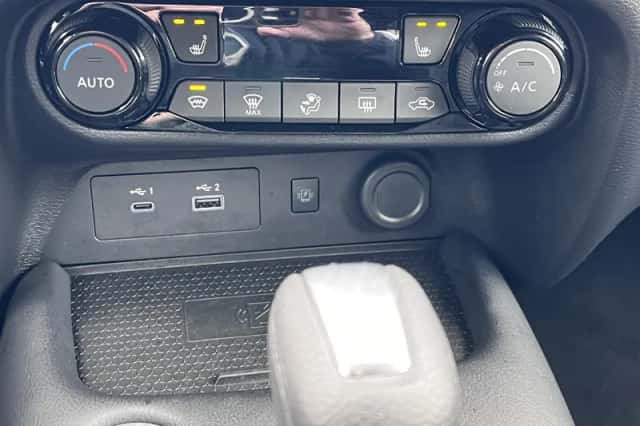Nissan Juke (2025) thumbnail 4
