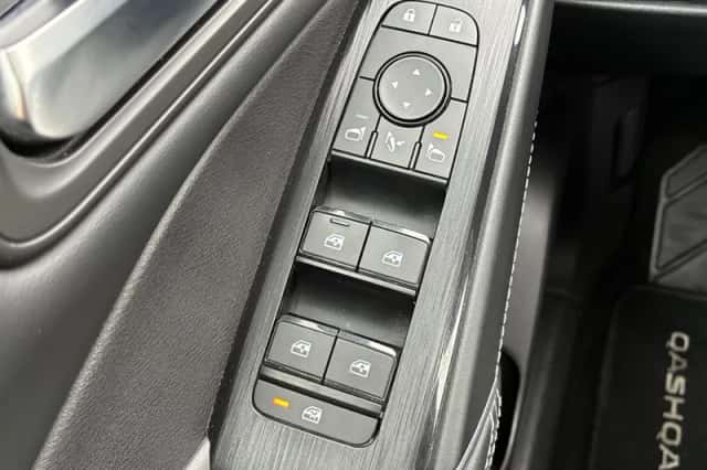 Nissan Qashqai (2023) thumbnail 19
