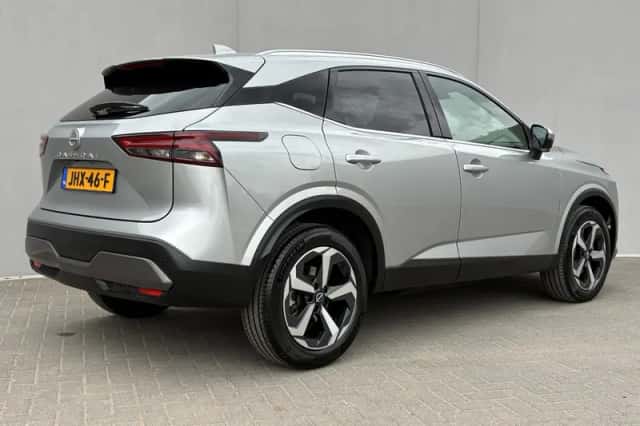 Nissan Qashqai (2023) thumbnail 3
