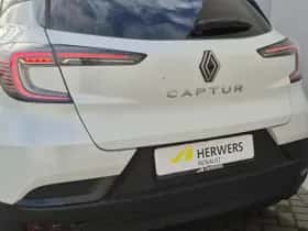 Renault Captur (2024) thumbnail 31