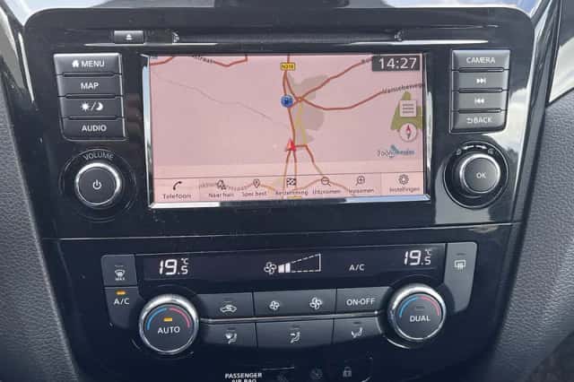 Nissan Qashqai (2021) thumbnail 4