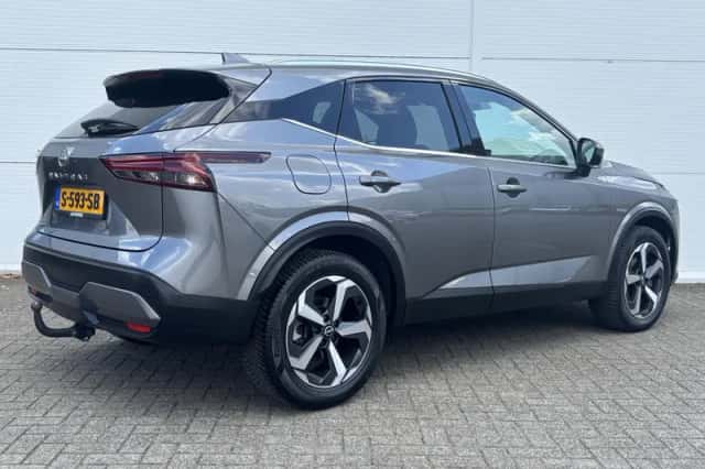 Nissan Qashqai (2023) thumbnail 3