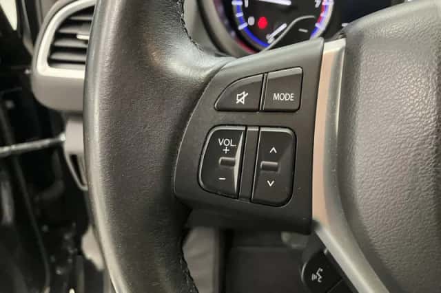 Suzuki S-Cross (2019) thumbnail 21