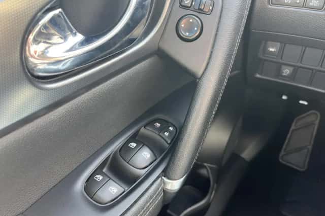 Nissan Qashqai (2019) thumbnail 14