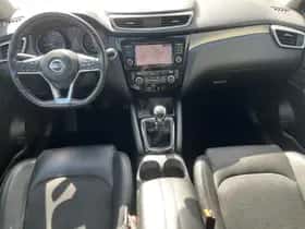 Nissan Qashqai (2019) thumbnail 5