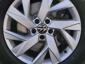 Volkswagen Tiguan (2022) thumbnail 46