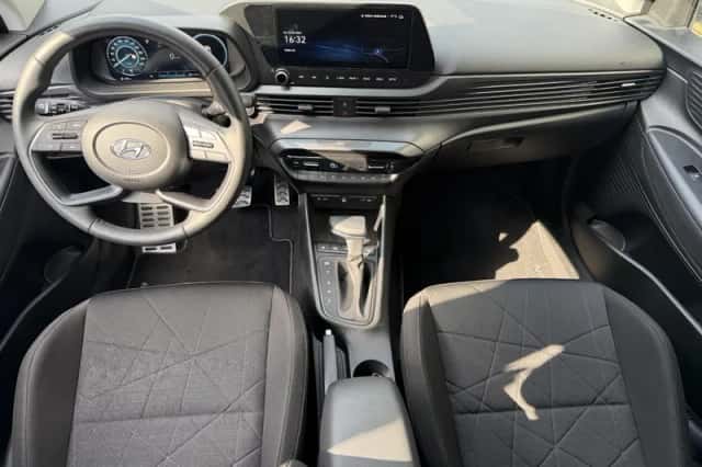 Hyundai Bayon (2025) thumbnail 2