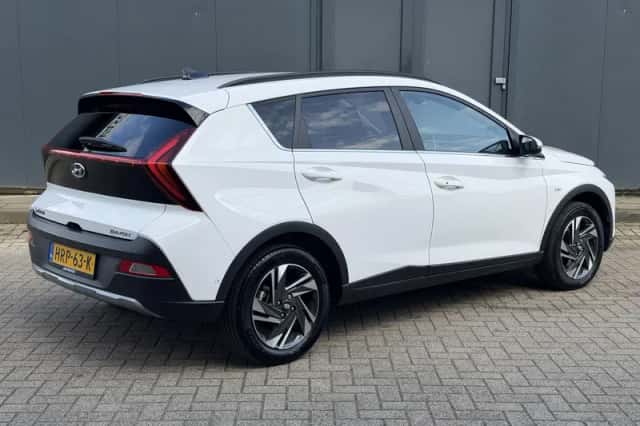 Hyundai Bayon (2025) thumbnail 3
