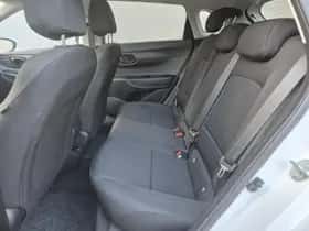Hyundai i20 (2021) thumbnail 11