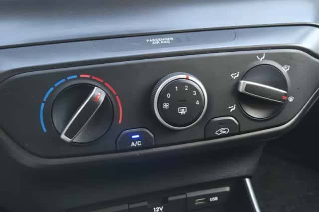 Hyundai i20 (2021) thumbnail 40