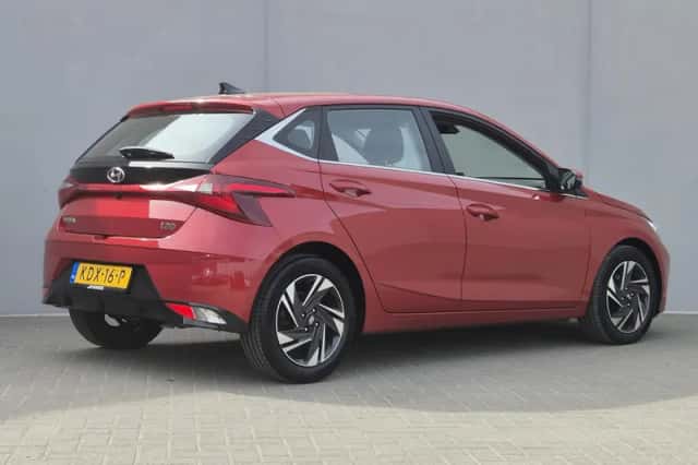 Hyundai i20 (2021) thumbnail 3