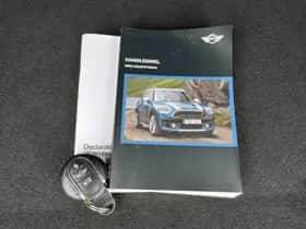 MINI Countryman (2017) thumbnail 6