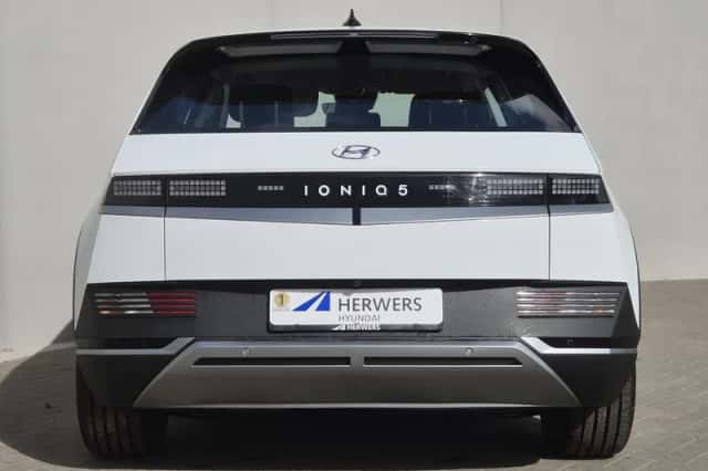Hyundai Ioniq 5 (2023) thumbnail 24
