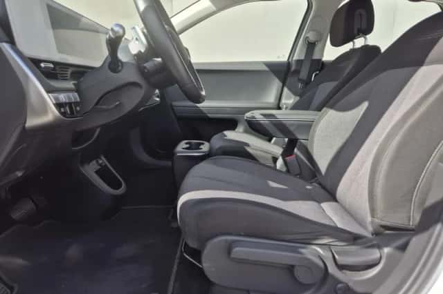 Hyundai Ioniq 5 (2023) thumbnail 10