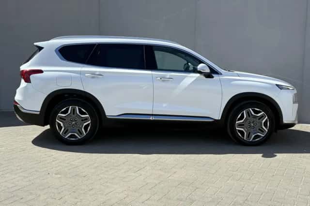 Hyundai Santa Fe (2022) thumbnail 13