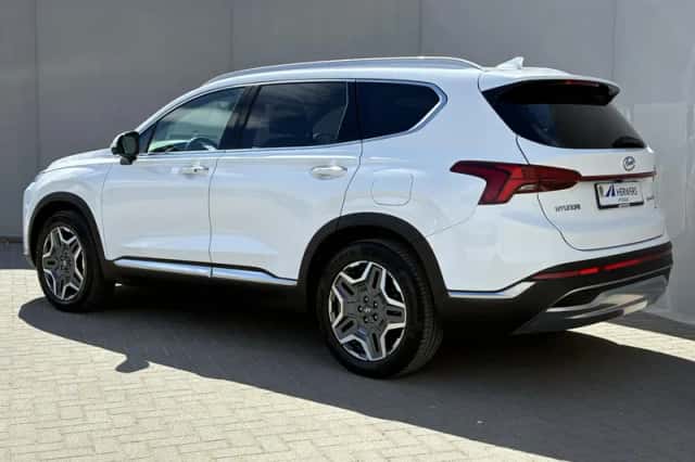 Hyundai Santa Fe (2022) thumbnail 14