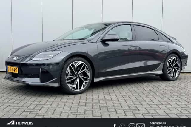 Hyundai Ioniq 6 (2023) thumbnail 1