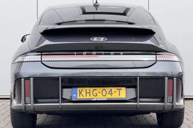 Hyundai Ioniq 6 (2023) thumbnail 30