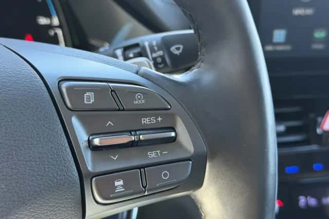 Hyundai Ioniq (2020) thumbnail 23