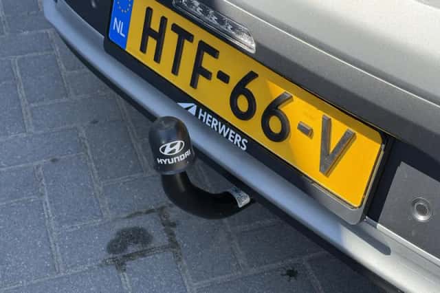 Hyundai Ioniq (2020) thumbnail 8