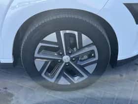 Hyundai Kona (2023) thumbnail 18