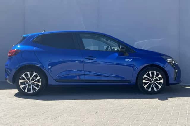 Mitsubishi Colt (2024) thumbnail 17