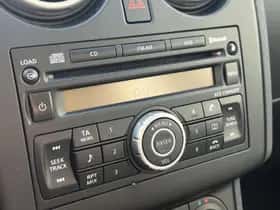 Nissan Qashqai (2010) thumbnail 38