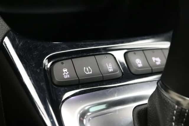 Opel Crossland (2023) thumbnail 32