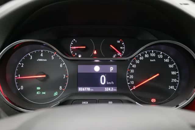 Opel Crossland (2023) thumbnail 9