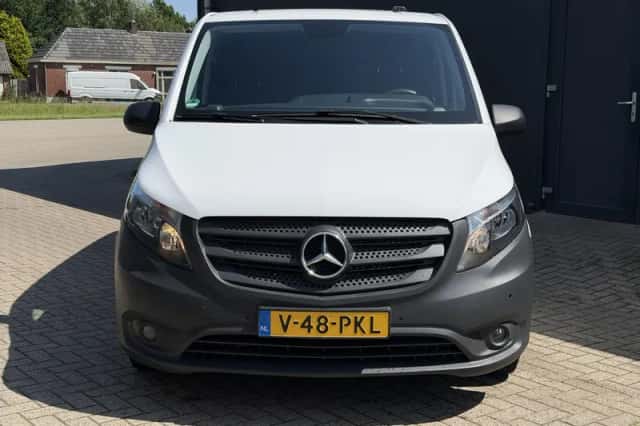Mercedes-Benz Vito (2019) thumbnail 35