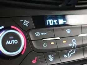 Ford Kuga (2018) thumbnail 40