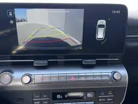 Hyundai Kona (2023) thumbnail 8