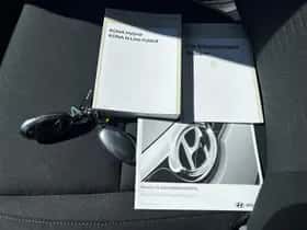 Hyundai Kona (2023) thumbnail 9