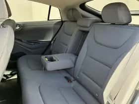 Hyundai Ioniq (2022) thumbnail 35