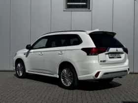 Mitsubishi Outlander (2021) thumbnail 19