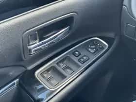 Mitsubishi Outlander (2021) thumbnail 19