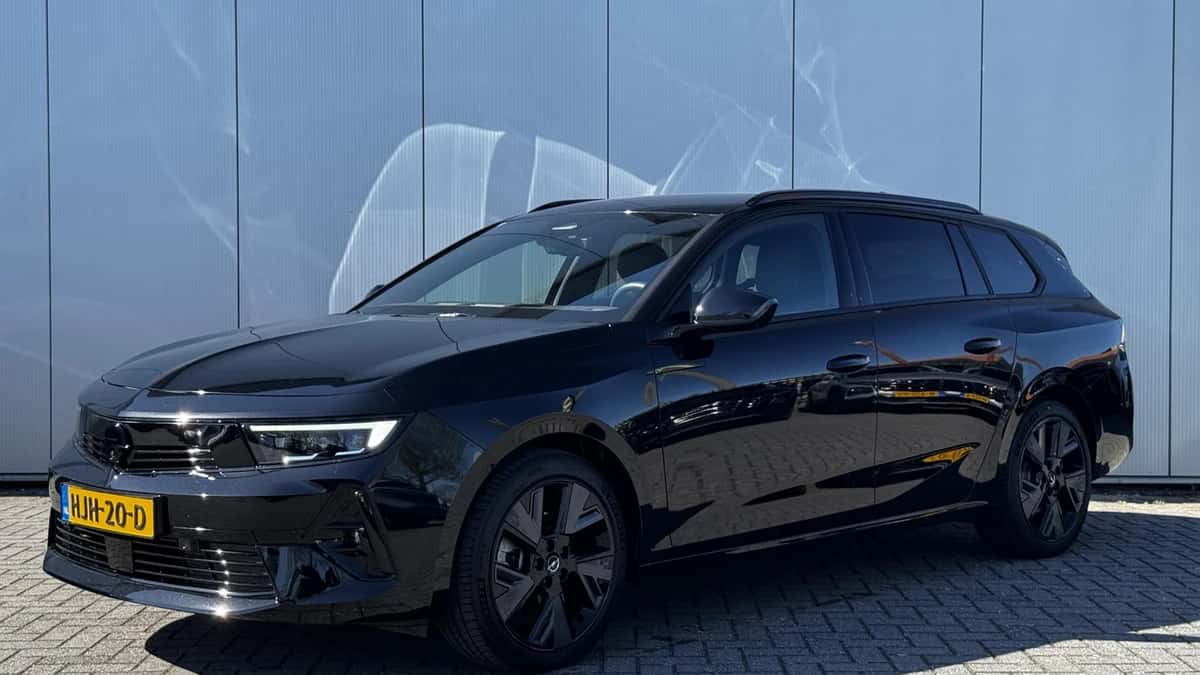 Opel Astra (2025) — foto 1