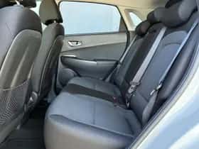 Hyundai Kona (2023) thumbnail 12