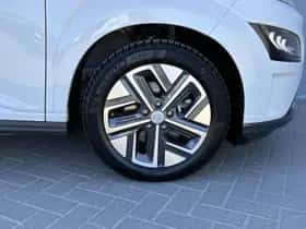 Hyundai Kona (2023) thumbnail 28