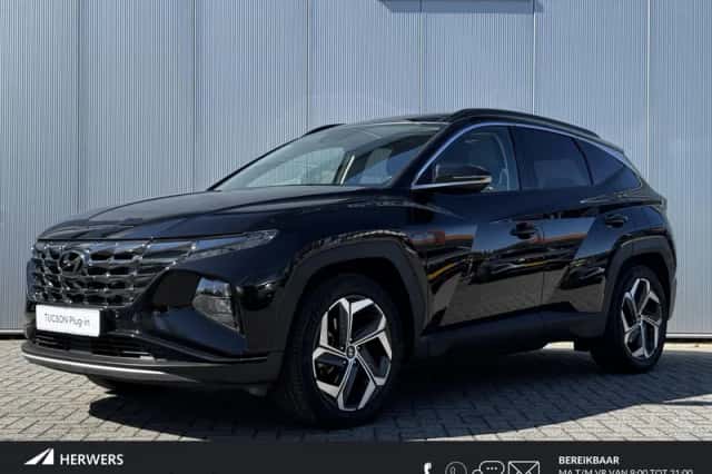 Hyundai Tucson (2023) thumbnail 1