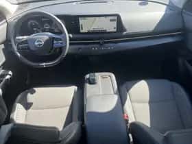 Nissan Ariya (2022) thumbnail 4