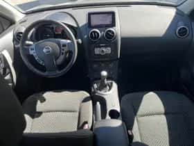 Nissan Qashqai (2008) thumbnail 5