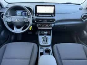 Hyundai Kona (2023) thumbnail 5
