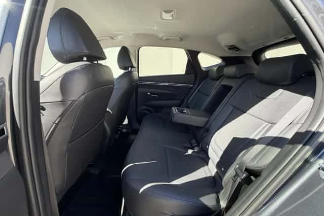 Hyundai Tucson (2023) thumbnail 11