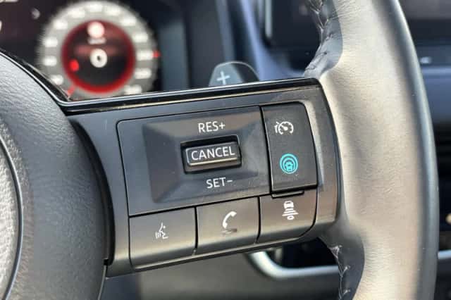Nissan Qashqai (2023) thumbnail 9