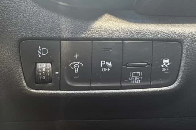 Hyundai Kona (2022) thumbnail 39