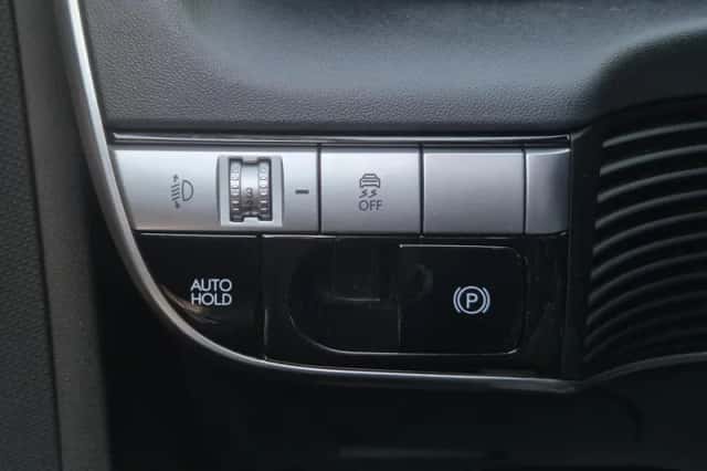 Hyundai Ioniq 5 (2022) thumbnail 38