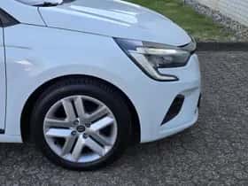 Renault Clio (2022) thumbnail 20