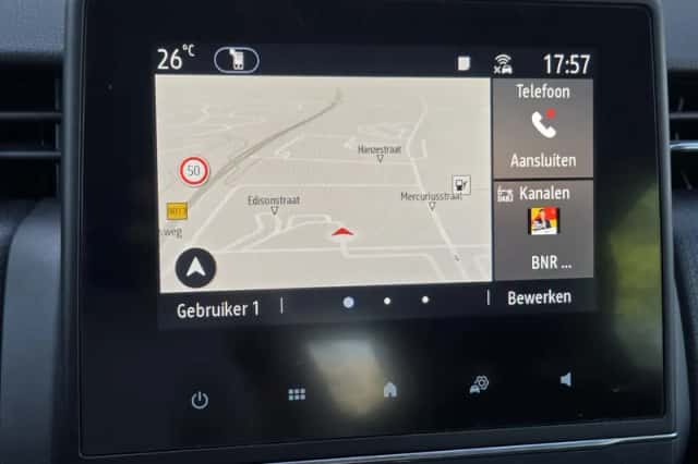 Renault Clio (2022) thumbnail 6