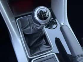 Mitsubishi Eclipse Cross (2019) thumbnail 24